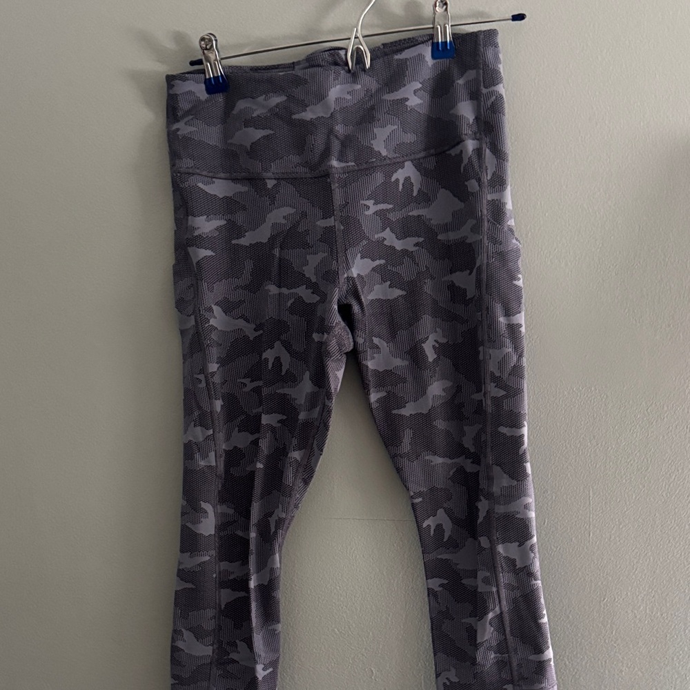 Athleta Gray Camouflage Leggings